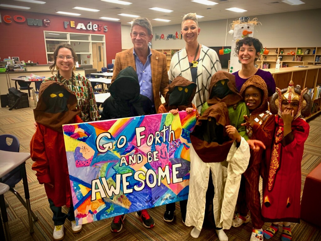 utk_uacs's tweet image. UACS Impact Highlight: UACS has prioritized providing enrichment clubs for students to express themselves, build self confidence, and develop important social and environmental skills. 🎭🎮🧙⛹️ #uacsutk #uacspondgap #uacssunbright #utknoxville #CommunitySchools