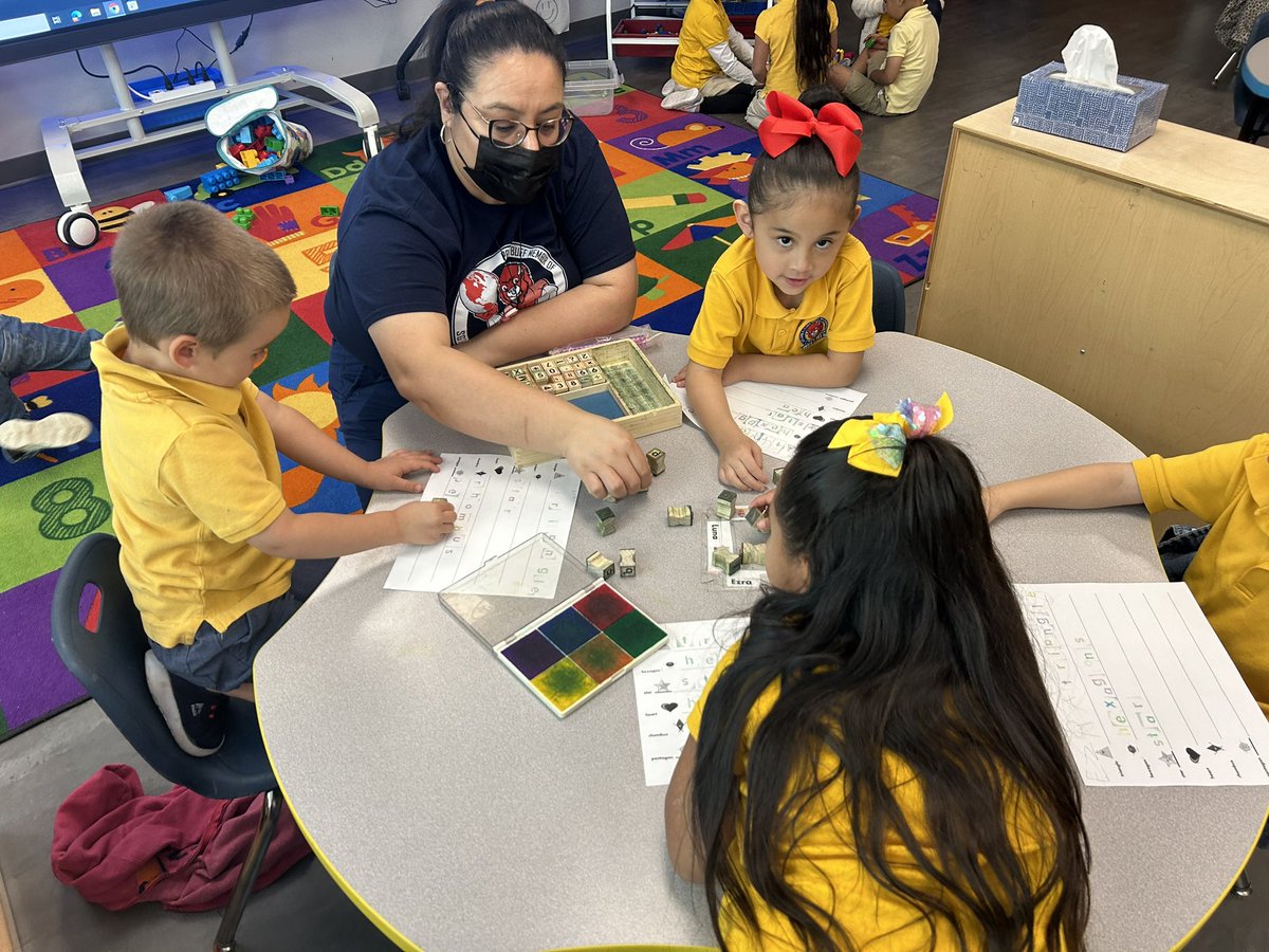 POchoa_JCE's tweet photo. My morning with the littlest Buffs was so much fun! Our teachers are so amazing!
🦬💙🖍️📒#JCEbuffaloes #TeamSISD #Buffvengers https://t.co/Y97WKI7LTj
