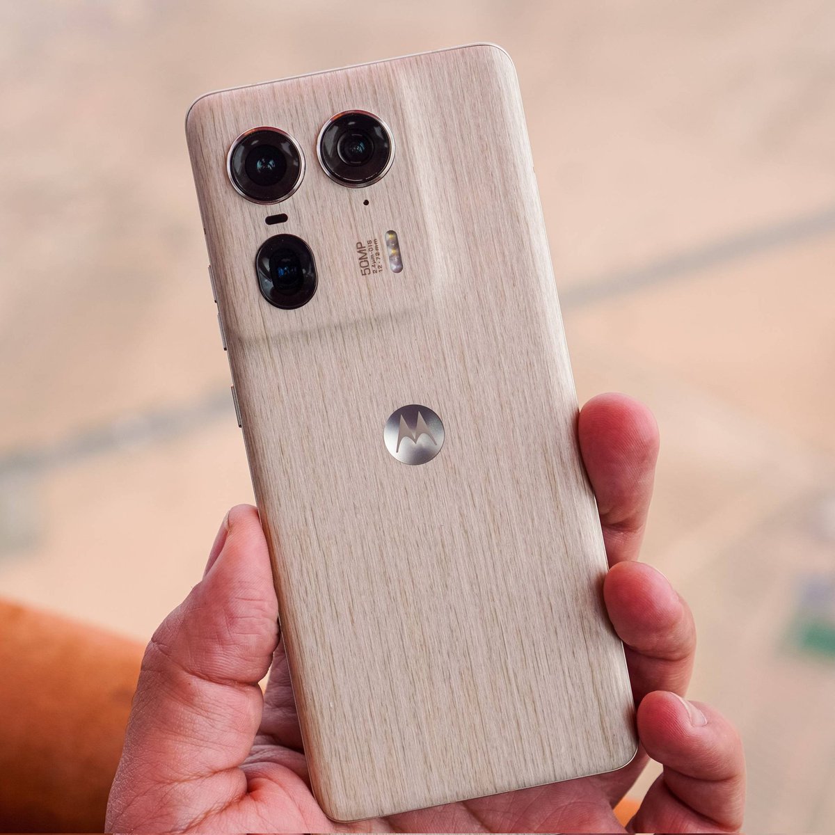 Superdroid_8's tweet photo. Nuevo Motorola Edge 50 Ultra ✨ https://t.co/C8sK2nUrwM