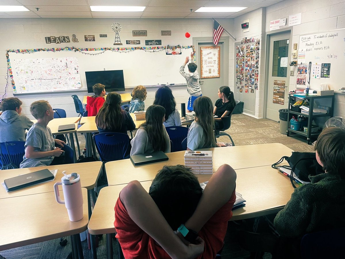 Stephanie Thomas tweet media