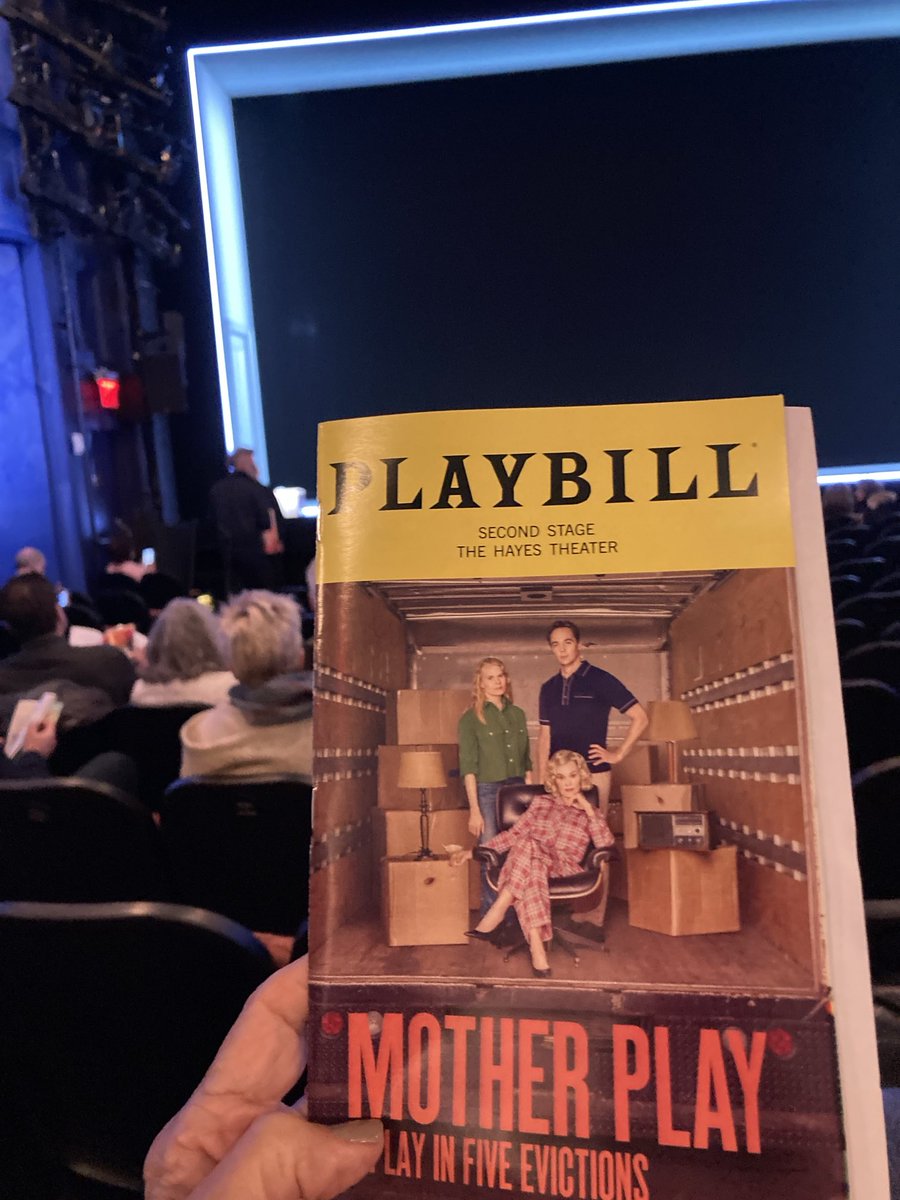 Menú cultural de hoy: THE MOTHER PLAY”, con Jessica Lange, Hayes Theatre, W 44th. St., NYC.