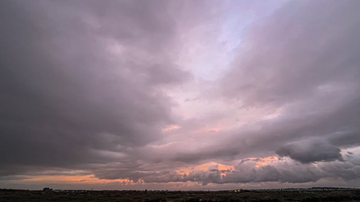 Nubes de Temporal!
#PuertoMontt #18Abril