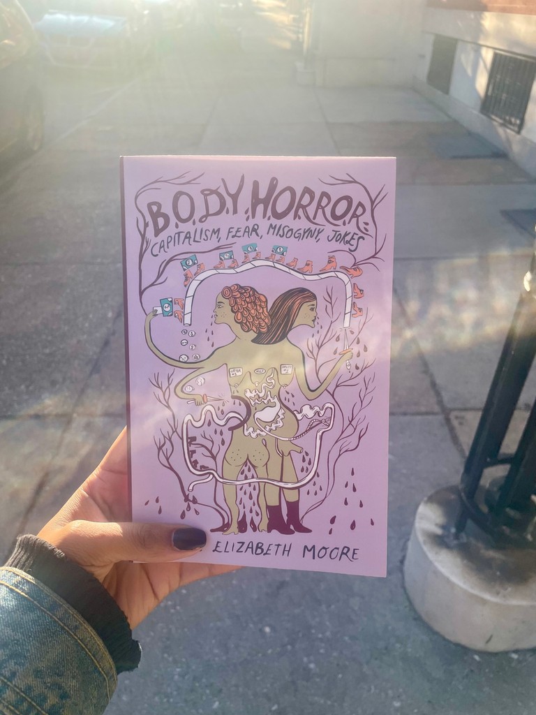 Happy publication anniversary to Anne Elizabeth Moore's BODY HORROR: CAPITALISM, FEAR, MISOGYNY, JOKES!!! bit.ly/3k8cmJ2 “A series of irreverent and ruthlessly accurate jabs at a culture that is slowly devouring us.” ―Publishers Weekly, starred review ⭐️