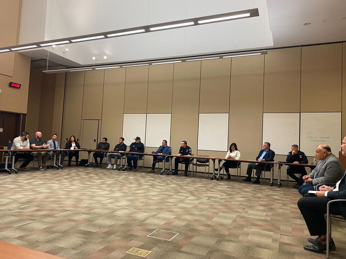 Joining forces to tackle retail theft head-on! 💬 🤝Last friday, CVCC and @chinopolicedept hosted a roundtable where Assemblymember Freddie Rodriguez led a discussion on real solutions. #cvcc #chinivalleychamber #retailtheft #roundtables