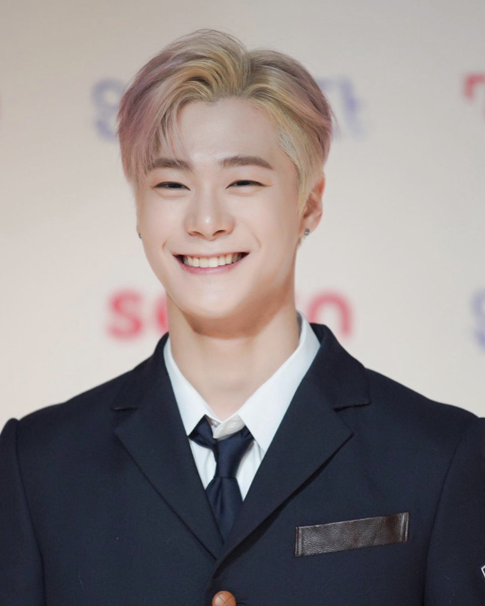 raciram22's tweet photo. The most beautiful smile from Our Bin, Binnie, Bin-ah, our puppy cat. Hang bilis.... 1st year in heaven feels like yesterday,πππ (cry cry pa din ang ante,π«π«π«
#MOONBIN
#ASTRO
#AROHA
#ASTROFORLIFE
#MYONEANDONLY https://t.co/eswIJV8pYW