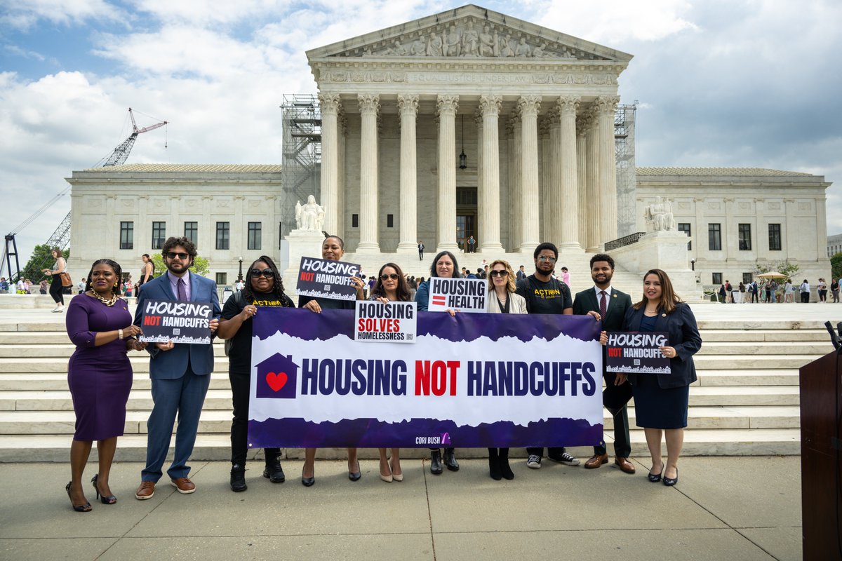 On Fair Housing Month, I find it despicable that our country's Supreme Court is considering whether cities can criminalize our unhoused neighbors just for existing. We know that's not right! So, I joined my good friend @RepCori in front of SCOTUS to say what we know to be true:
