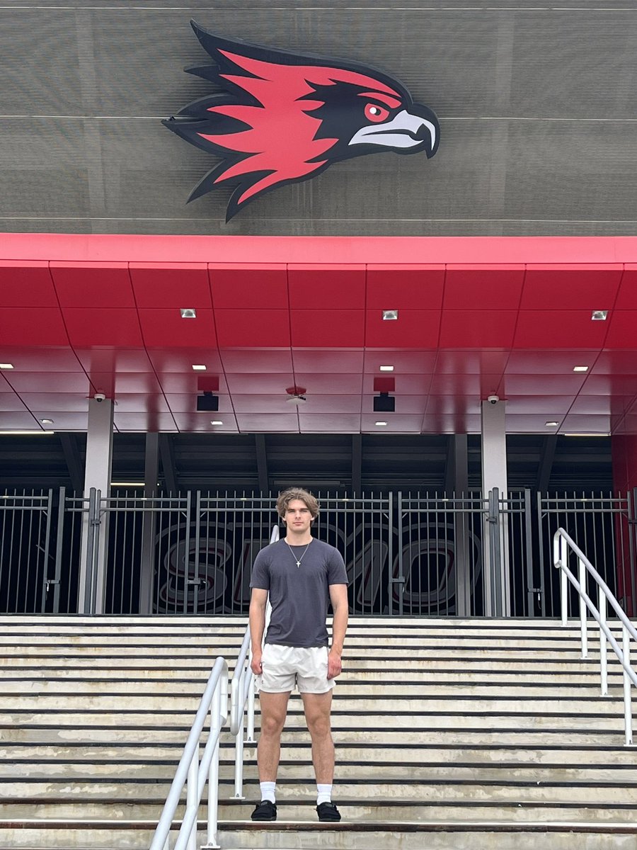 Had a great time talking to the coaches and touring the campus at the @SEMOfootball spring practice today. @CoachBerb @Jaguarfootball1 @JPRockMO