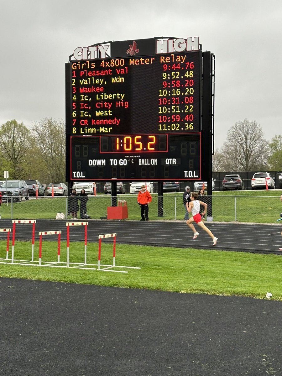 Season best time for our Liberty girls 4x800!!  Congrats Clara, Averie, Bridget, &amp; Madelyn! ⚡️⚡️#Forwald