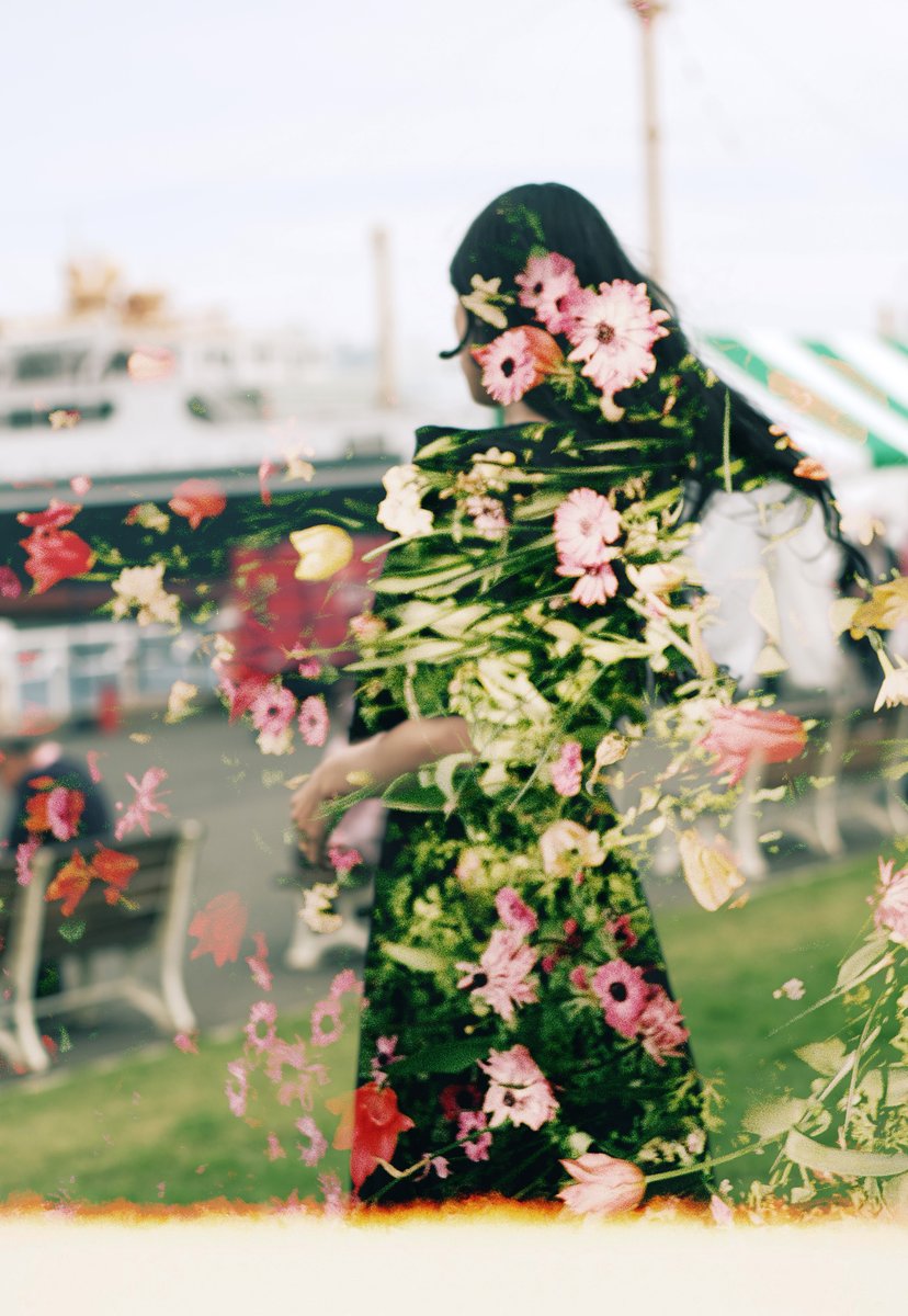 model: 小夜様 @sayo_oo_
#lomography LC-A+ #フィルム写真 #多重露光 #doubleexposure #multiexposure #portrait