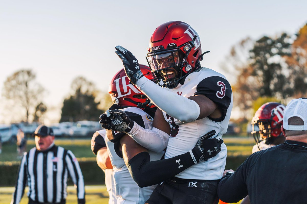 Thank you to @NickVagnoneLR & @JarrettBoykinJr from @LRBearsFootball for coming out this afternoon to come see about our student athletes. @RamsFootballNC @RRACKLEY9 #RecruitTheRams