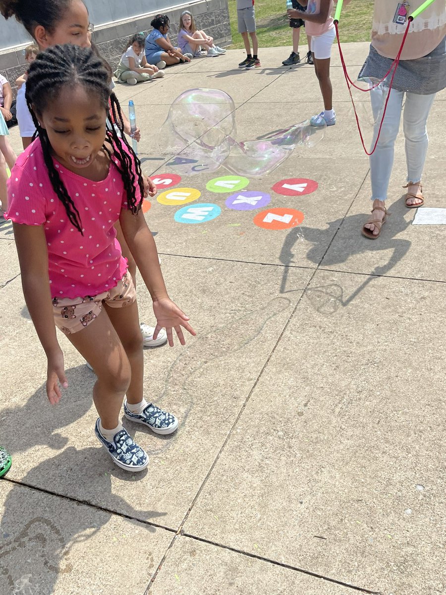ABC countdown with 2nd grade! Today was B- bubble party! 🫧🫧 <a href="/McNeilElem/">McNeil Elementary</a> <a href="/McNeil2ndGrade/">McNeil Elementary 2nd Grade</a> #WeAreMcKinney