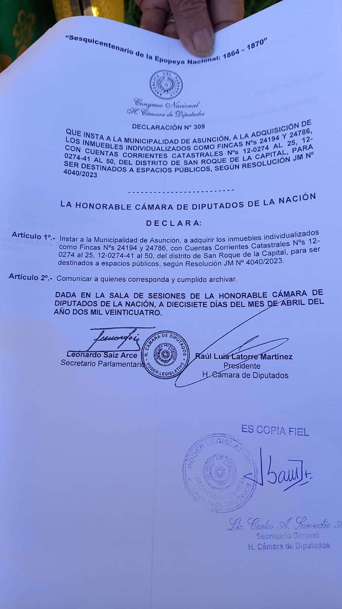 #BosqueSanVicente 🔸Minuta aprobada por la @juntasuncion el 27/12/23 por la que se autoriza a @AsuncionMuni a presentar oferta p/adquirir el predio y destinar a espacio público 🔸Declaración de @DiputadosPy del 17/04/24 por la que insta a la Municipalidad a adquisición del predio