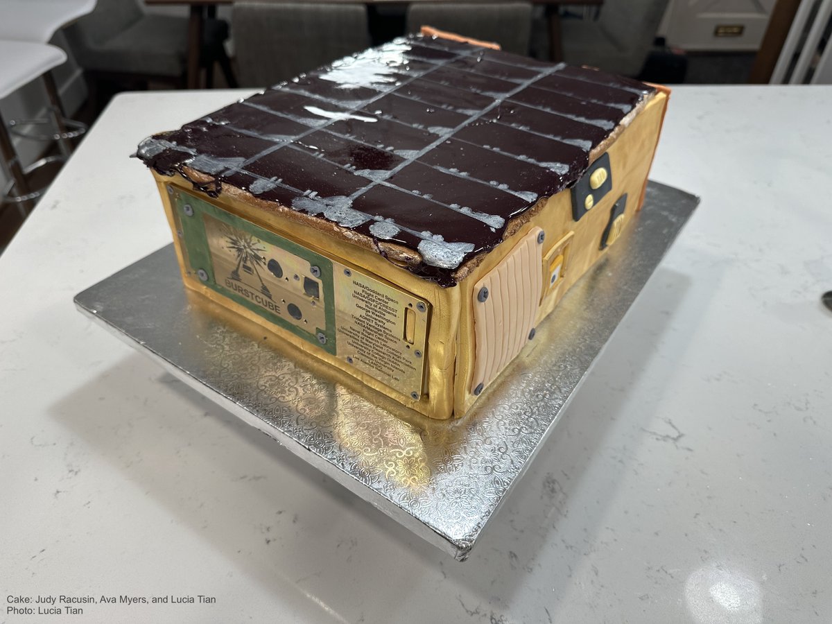 This morning, our shoebox-sized BurstCube satellite was deployed from the @Space_Station! The team celebrated this success with a life-size cake decorated to resemble the tiny spacecraft. Follow along as the process unfolds! go.nasa.gov/3QcIyIv