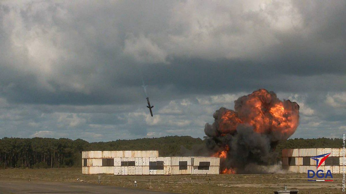 S'entraîner pour faire face à la haute intensité. Premier double tir simultané sur cible unique de missiles de croisière navals, depuis un sous-marin Suffren et une frégate multi-missions. Nos marins continuent de perfectionner leur savoir-faire tactique et technique.