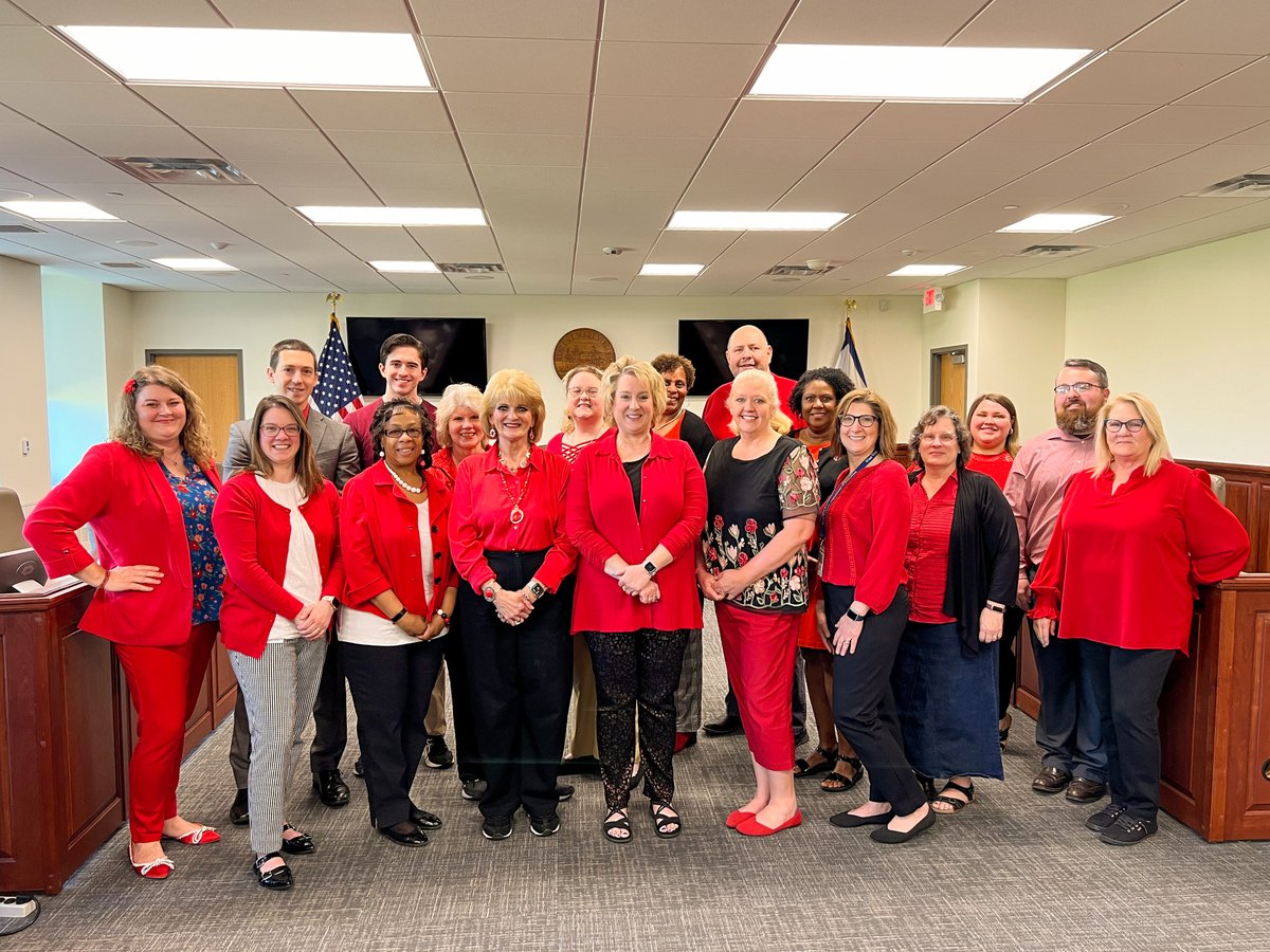 ❤️🍎🔴Today is RED Day in the Month of the Military Child Spirit Week. RED is the acronym for 'Remember Everyone Deployed.' West Virginia Department of Education employees wore red today to honor those service members who are actively deployed. 

#WVEd #CommonGroundWV