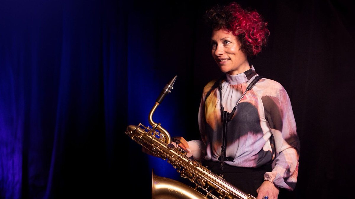 Coming up soon at @Toulouse_london @HannahHortonSax launches her new live album! April 26th, London! “Hannah is real. She is authentic. She is an artist who draws you in, engages you, inspires you and captivates you” – Jazz in Europe buff.ly/3vWEwx1
