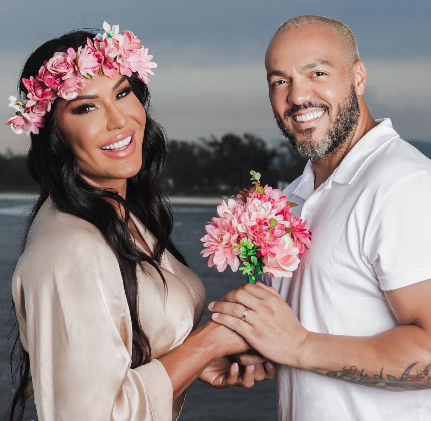 Metropoles's tweet photo. ➡️ Cantor Belo e a influenciadora Gracyanne Barbosa estão divorciados, diz colunista https://t.co/YSjOrbBPzp