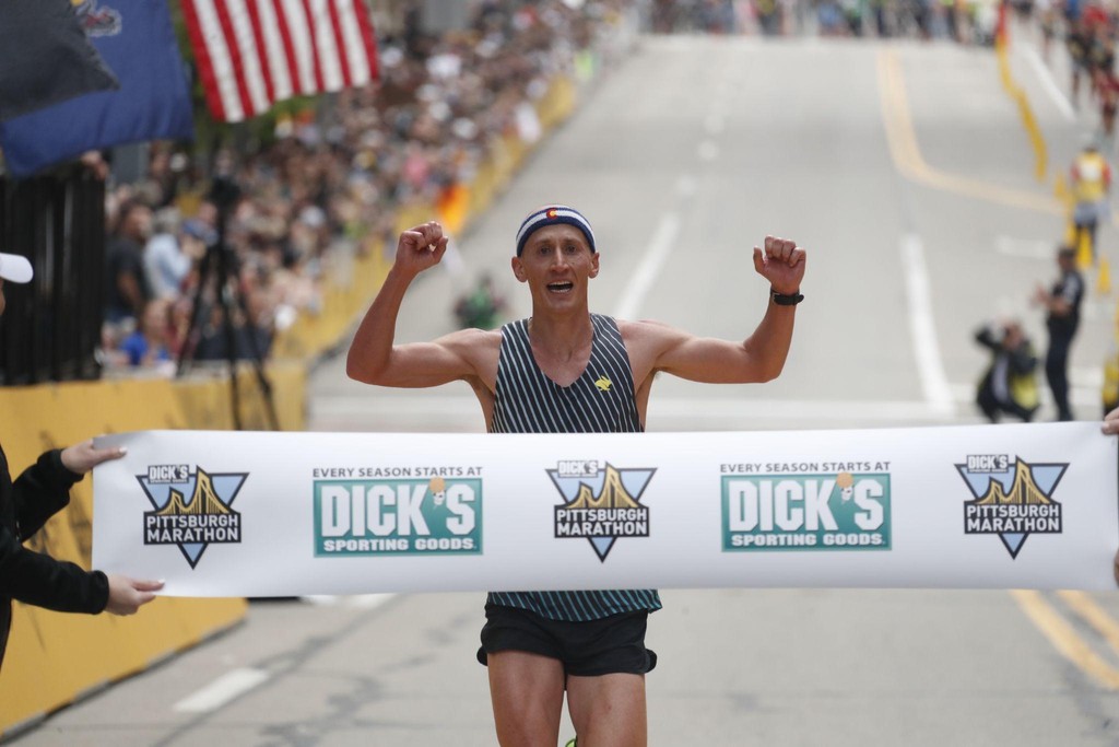 Tyler McCandless: The Champion Returns to Conquer DICK’S Sporting Goods Pittsburgh Marathon Once More @PghMarathon @P3RmovesPGH endurancesportswire.com/tyler-mccandle…