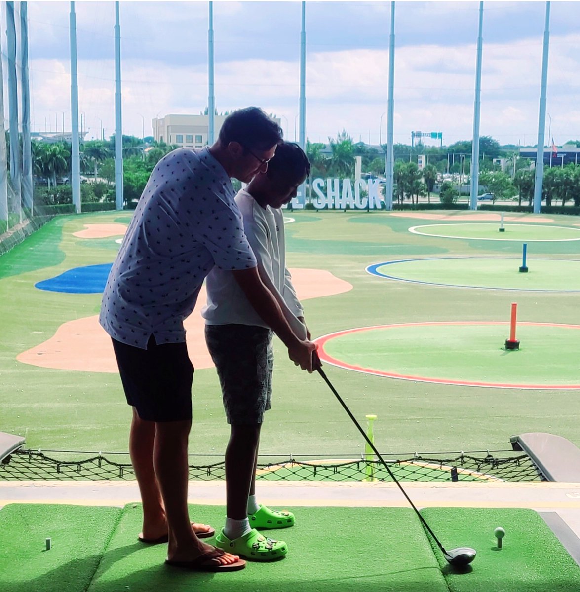 Fore! ⛳️ Heads up for memory lane! Bigs and Littles took on Drive Shack for some golf fun thanks to BBBS! 🏌️‍♂️ Happy National Exercise Day! 🎉 Let's keep the energy high, stay active, and continue to inspire each other to move our bodies. 💪 #GetActive