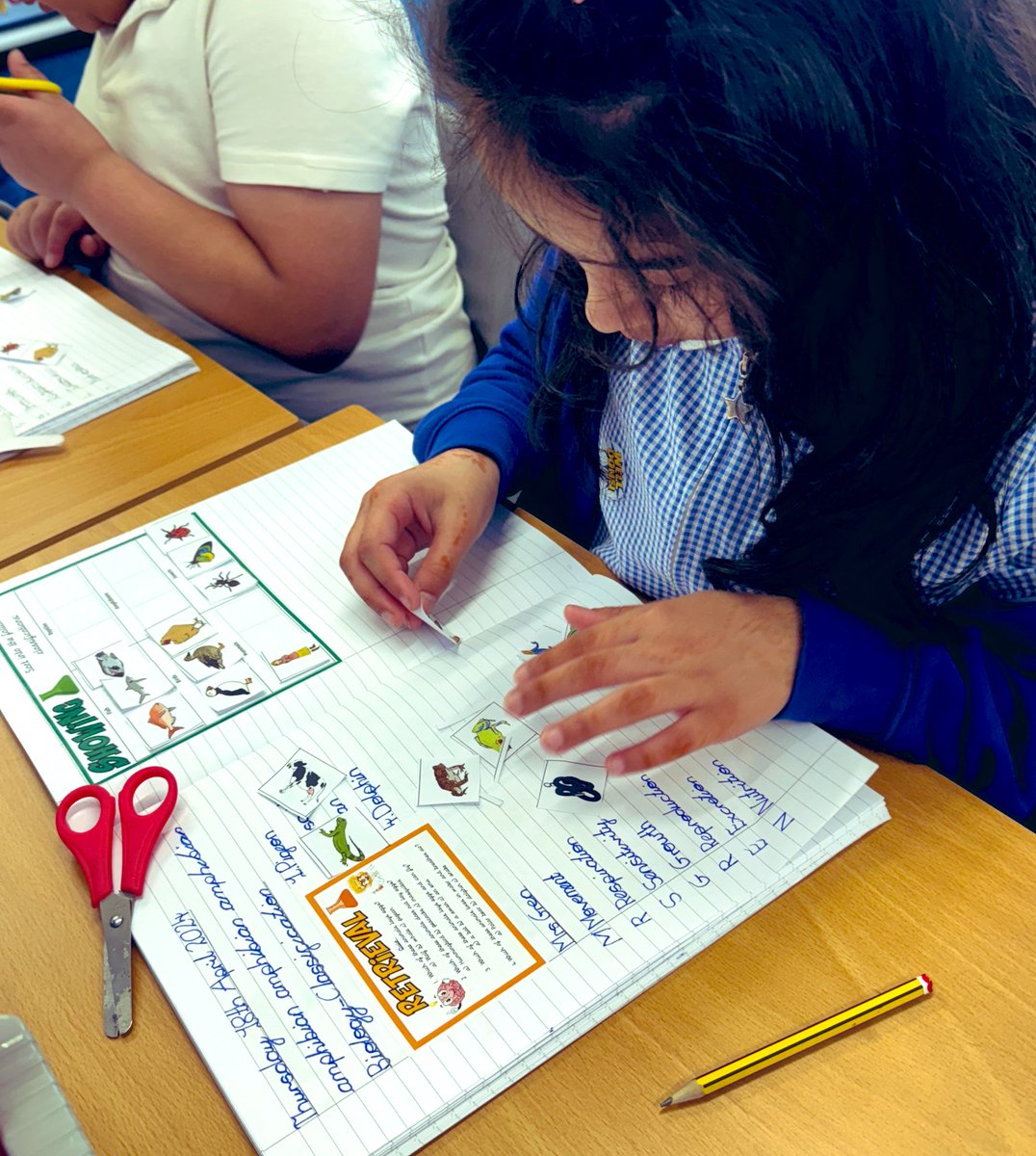 Lea_Forest_Lift's tweet photo. I really enjoyed being back in the classroom this afternoon teaching Science to 4SH whilst @LFP_MRS_HARTLES was at the Y4 #TeamMids network meeting with @LFP_DHT_MrW 🩵🙌🏻💙 @lea_forest_aet @AETAcademies @mrsrmurad @lisa_radigan @BirminghamEdu https://t.co/2pic2rdzF5