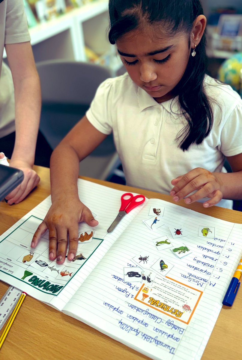 Lea_Forest_Lift's tweet photo. I really enjoyed being back in the classroom this afternoon teaching Science to 4SH whilst @LFP_MRS_HARTLES was at the Y4 #TeamMids network meeting with @LFP_DHT_MrW 🩵🙌🏻💙 @lea_forest_aet @AETAcademies @mrsrmurad @lisa_radigan @BirminghamEdu https://t.co/2pic2rdzF5