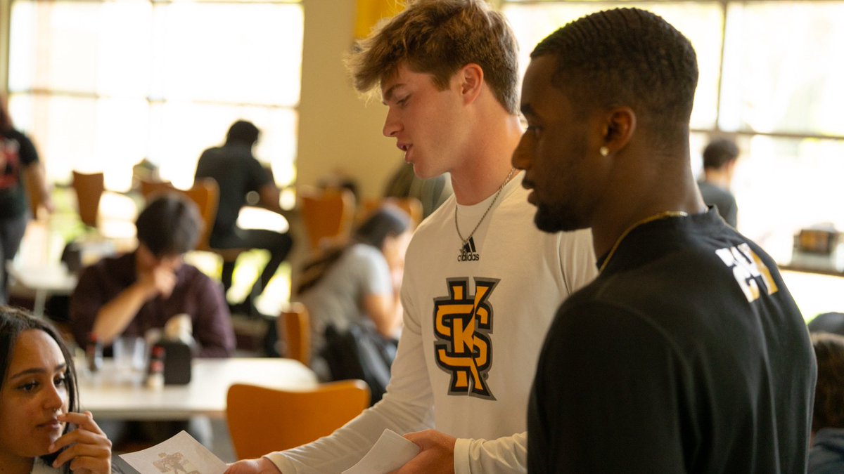 Kennesaw State Football (@kennesawstfb) on Twitter photo Inviting our <a href="/kennesawstate/">Kennesaw State University</a> students to Friday’s game!
#GoldStandard #HootyHoo Inviting our <a href="/kennesawstate/">Kennesaw State University</a> students to Friday’s game!
#GoldStandard #HootyHoo