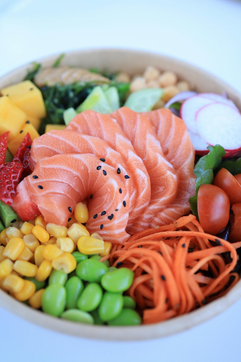 naturalchoicea's tweet photo. 🥗Spring poke bowl recipe🥗

Click on link for recipe:
https://t.co/qU7xNWEQCK

#pokebowl #hawaii #yumyum #delicious #fish #rawfood https://t.co/Fx9XOAinfH