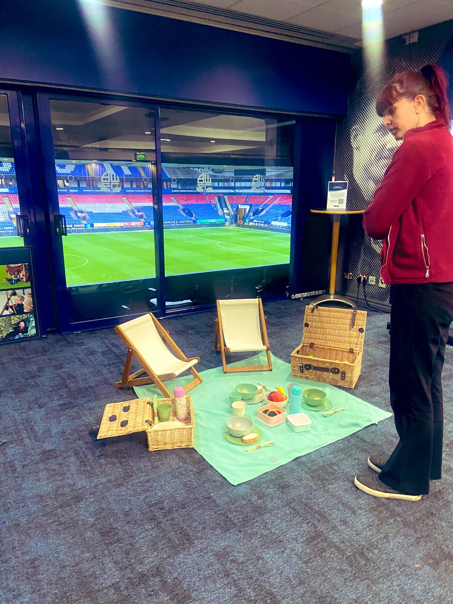 BF_EYHub's tweet image. A great turn out to our evening session with Andy Burt. Great opportunity to explore outdoor essentials, discuss open ended play, brain development and revisit  the question… 
Where do boys learn best? @AndyBurtEEX #processoflearning #earlyyears #outdoored @BrightFuturesET