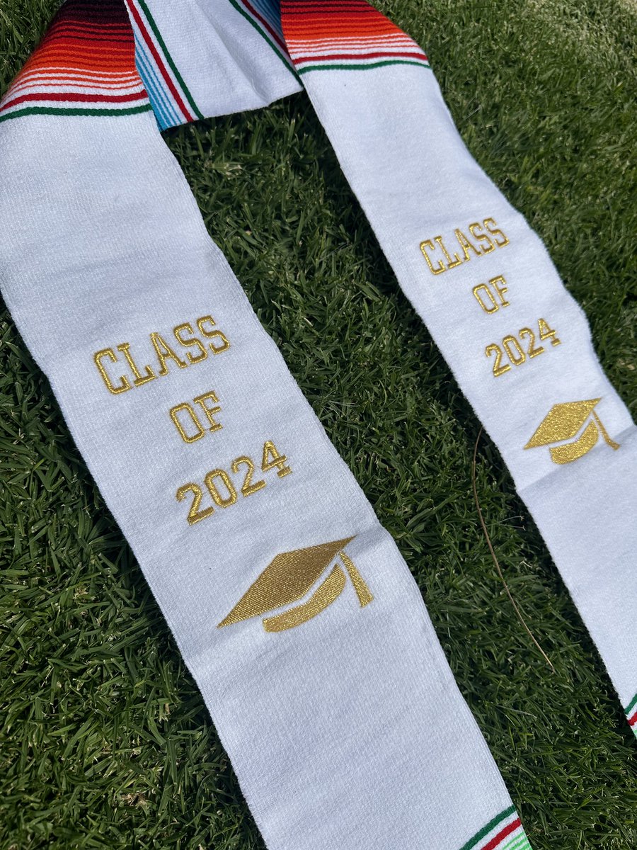 Remember to cherish every moment ☀️ 🔍Shop: 'Class of 2024” White Multicolor Sarape Graduation Stole View available colors online!  shop rodeodurango.com or link in bio #artesaniasmexicanas #2024 #graduation #rodeodurango