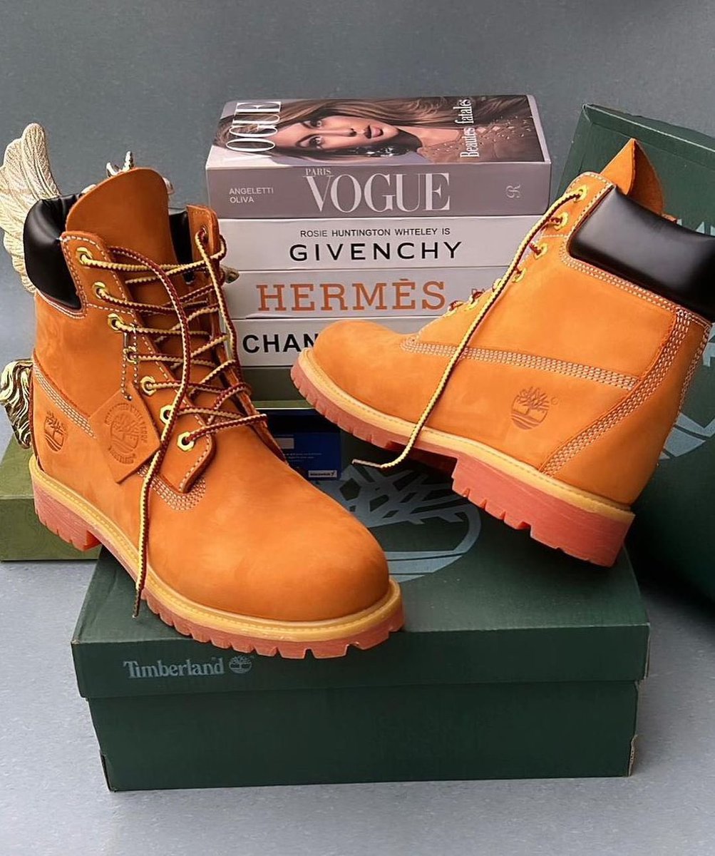 feetsbylade's tweet photo. Exclusive TIMBERLAND BOOTS 🚨
Now Available ✅
Fully boxed and packaged 📦
Size 40-47
Price: N80,000
Order via DM or link in bio
Worldwide delivery service 🌎 🚚
#fblshoes #walkwithfbl #shoeplug #QuiloxIsBack Yahaya Bello #PrEPTalk wike STEM $XTER Go Tunde Champ https://t.co/JicldBA39f