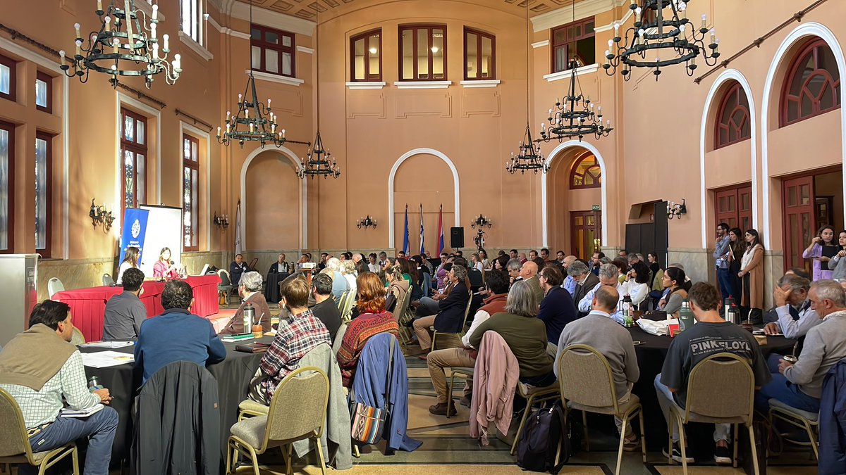 CUS_UY's tweet photo. 🌱Participamos del taller para el desarrollo del Plan Nacional de #Bioinsumos organizado por #DIGEBIA @MGAPUruguay
Situación y desafíos para el desarrollo, producción y uso de bioinsumos en #Uruguay https://t.co/69ucbsoW25