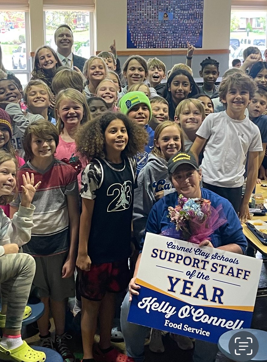 Congratulations Kelly!  WBE Support Staff of the Year! 💙🦁💛 ⁦<a href="/myccs/">Carmel Clay Schools</a>⁩ ⁦<a href="/myCCSCafe/">myCCSCafe</a>⁩