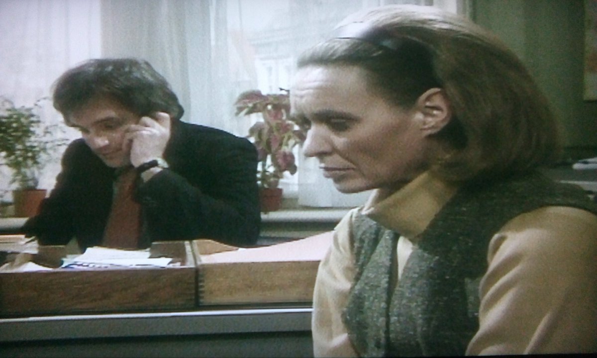 SaveRedlandLibr's tweet photo. 9:05pm TODAY on @TalkingPicsTV
From 1972, s1 Ep4 of 📺#VanDerValk “Elected Silence" directed by #DouglasCamfield & written by #GeoffreyGilbert
Inspired by #NicolasFreeling’s series of "Van der Valk" detective novels📚
🌟#BarryFoster #MichaelLatimer #SusanTravers #MichaelSheard https://t.co/ciY9iJ1Orj