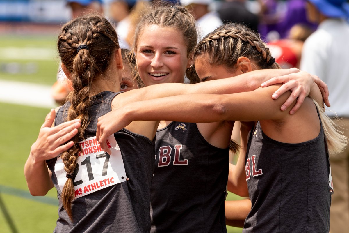 Join #NYSPHSAA this April 29 - May 3 for the 5th Annual Mental Health Awareness week!

Download the toolkit to learn more about MHAW, the themes of each day, and how you can best share the message with in your schools #itsokaynottobeokay 💚

nysphsaa.org/documents/2024…