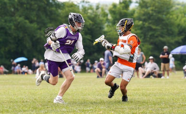 Stay up to date with all of the region's college commitments, including flips. Here are 3⃣9⃣4⃣ boys from New England's Class of '24 who have made their choices ▶️laxjournal.com/class-of-2024-…