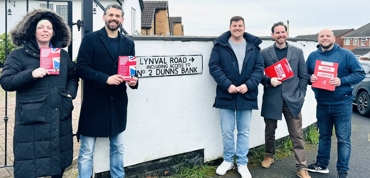 Out supporting Labour🌹Cllr candidates for Quarry Bank & Dudley Wood this evening, and @RichParkerLab for West Midlands Mayor & @SimonFosterPCC for Police & Crime Commissioner. Great to also be joined by parliamentary candidate for Halesowen @AlexBallinger_.⭐️