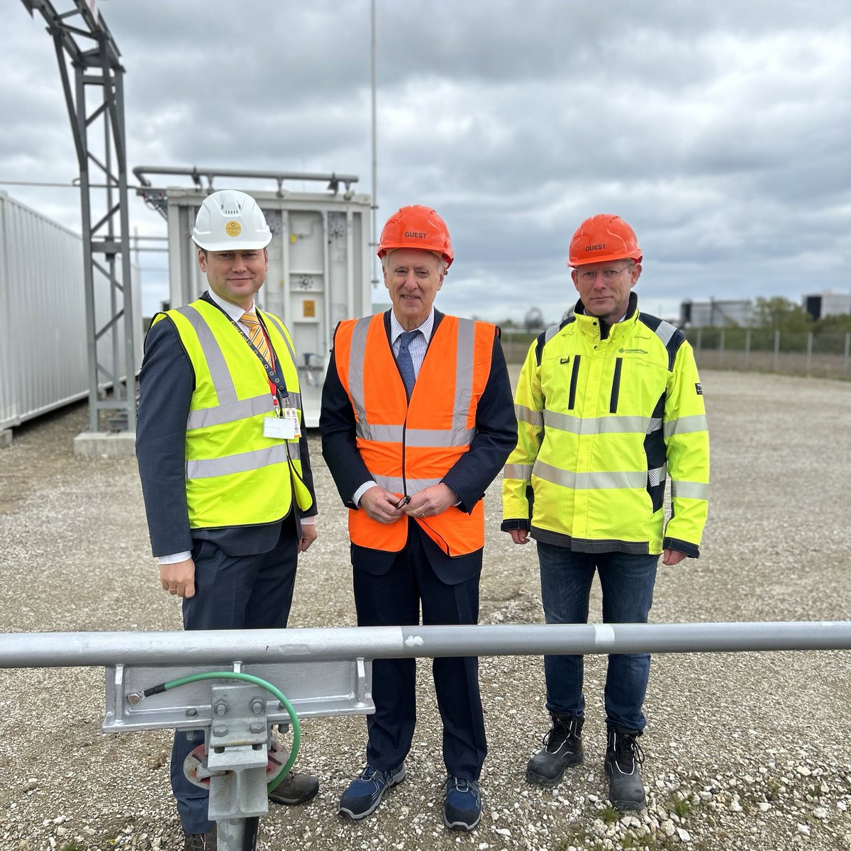 Fascinating visit to @EverfuelEU HySynergy PtX facility, advancing green hydrogen production in Denmark!  Discussed future prospects with Director Ulrik Torp Svendsen, exploring opportunities for U.S.-Denmark collaboration in the green transition.
