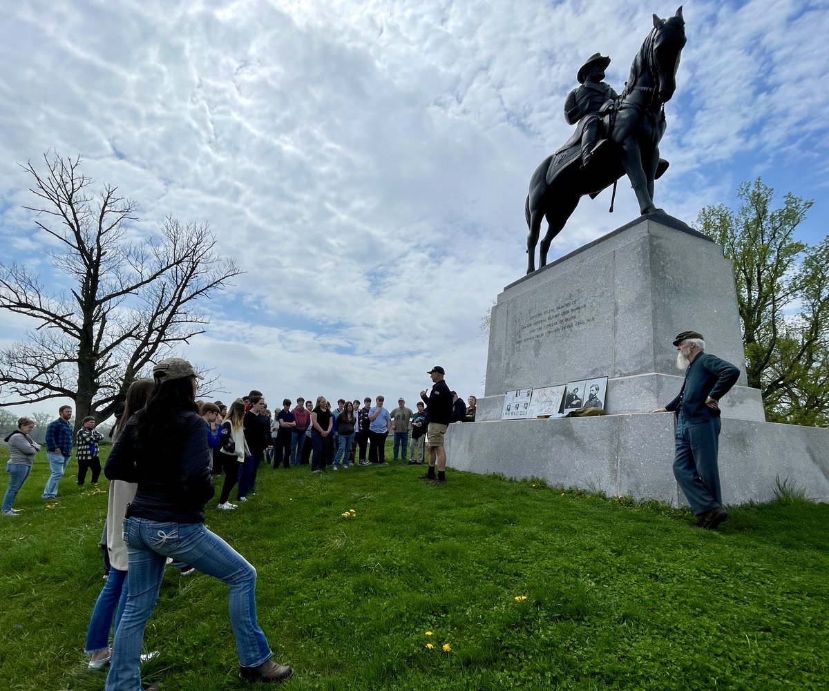 Blessed with a beautiful day to give the Walnut Street Christian School a tour of the Gettysburg Battlefield. What a fantastic group!