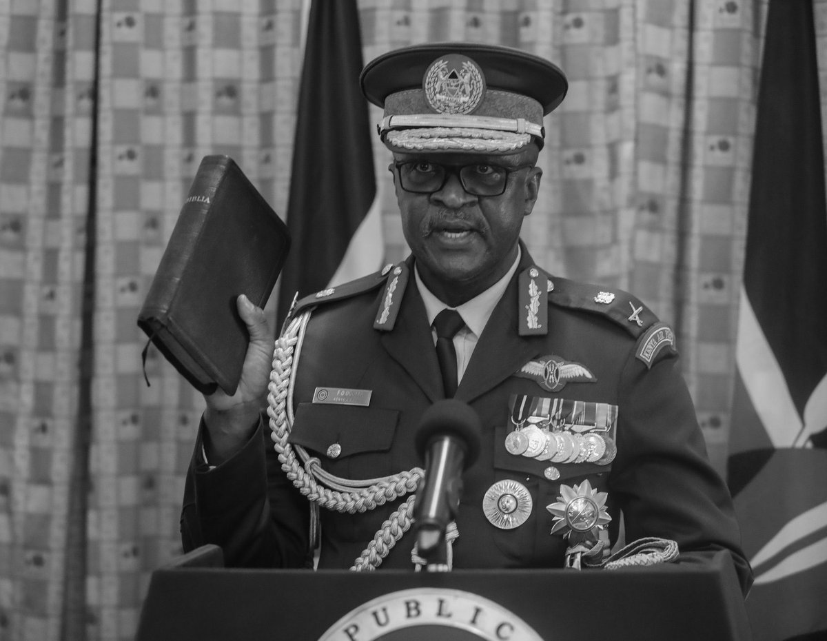 GeneralMorogo's tweet photo. I am deeply saddened to learn of the demise of General Francis Ogolla, the Chief of Defence Forces (CDF).
Our prayers and thoughts are with his Family, during this difficult time.
We also remember the other families affected by this unfortunate accident and pray that God comfort https://t.co/q3bxppZGuB