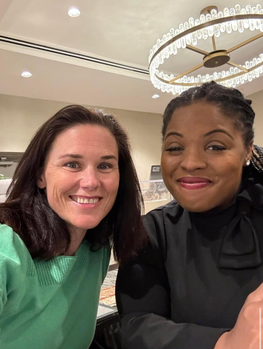 These two @NationalParents Mamas are working to make our classrooms and our streets safer for our kids by working with the White House Office on Gun Violence Prevention today. And we couldn’t be prouder. ✊🏼😍🥰