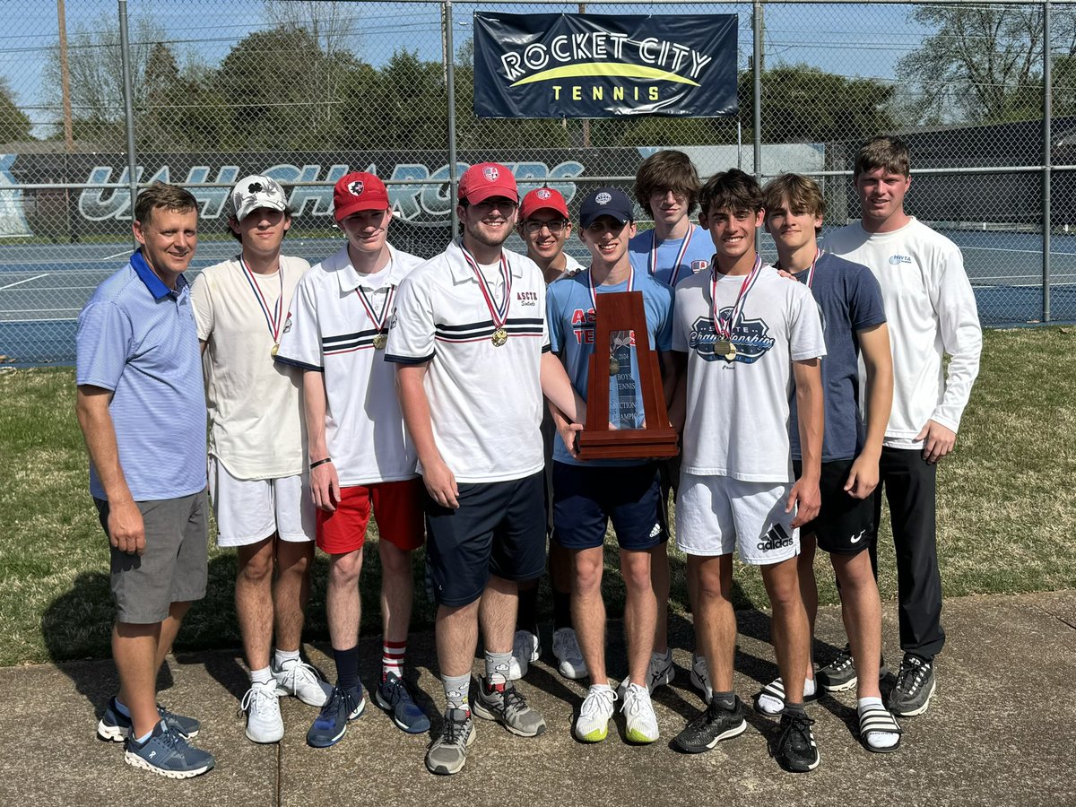 The ASCTE Varsity boy’s tennis team crushed their sectional tournament this week! A clean sweep of doubles and impressive wins in singles led to a first-place victory. With the state tournament coming up next week in Mobile, these boys are aiming for first. Go, Sentinels! 🎾🏆