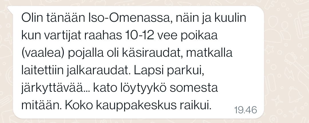 leena_satu's tweet photo. Sain yli 60v. ystävältä viestin😬
Mitä laki sanoo alle 15-vuotiaiden lasten kohtelusta?
Onko kohtuullista, että #vartijat liikuttavat lasta sekä käsi- ja jalkaraudoissa?
#Traumat #LapsenOikeudet
#LapsenEtu #LapsivaikutustenArviointi
@PekkarinenElina @EsaIivonen https://t.co/3tP8p9BKR9
