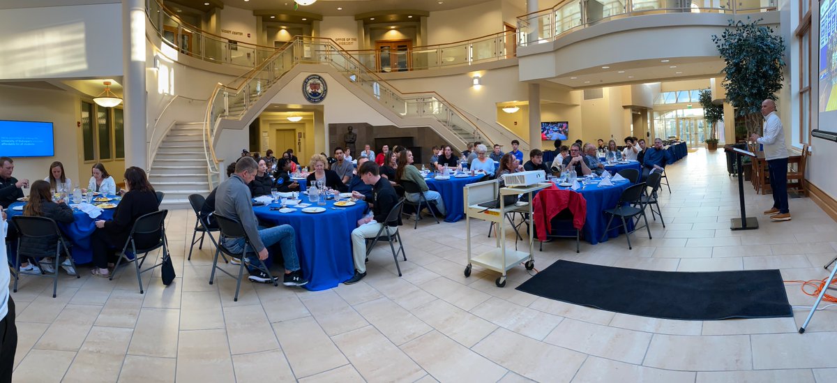 Tremendous night celebrating the season and our seniors at our team banquet last night. A 21-7 record this year and an at-large bid to the NCAA Tournament was quite the accomplishment. 1/