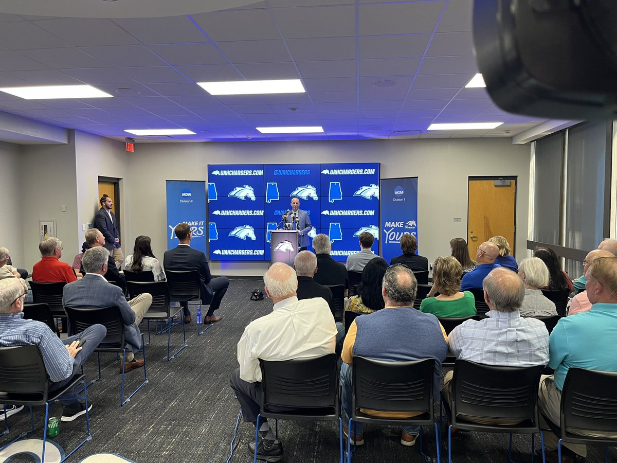 A new era is officially underway at UAH! New head men’s basketball coach Mick Hedgepeth and new head women’s basketball coach Allen Sharpe are ready to write the next chapter of Charger basketball: