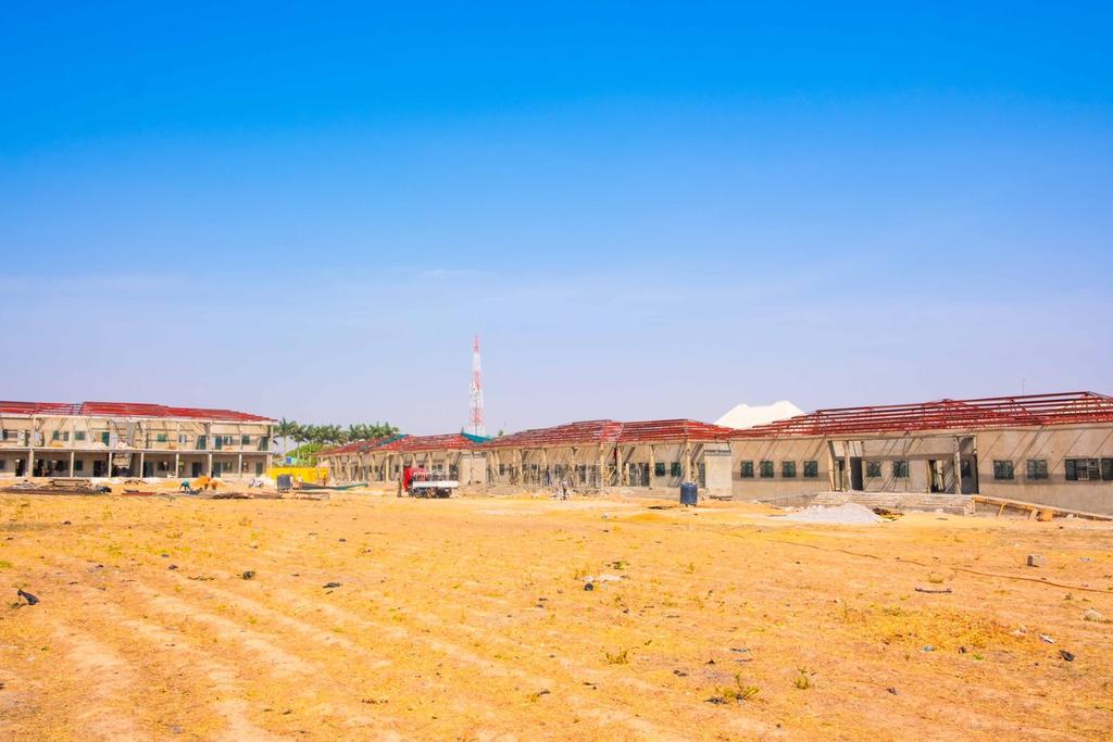 EDUCATION: Progress report from the Senior Secondary School, Nasarawa Rigachikun, Igabi LGA showing different blocks of classrooms. Soon to be completed. 

Governor @ubasanius performed the groundbreaking for the construction of 62 schools which are being built across the state,