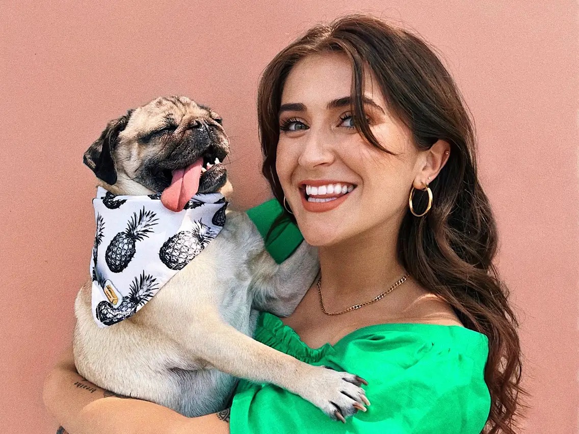 Snag a virtual hangout with the adorable @itsdougthepug and his momager + #endowarrior @lesliemosier! Bid now via @charitybuzz for a chance to meet this Instagram-famous duo while supporting #EndoFound. It's a win-win for pug lovers and a great cause! charitybuzz.com/catalog_items/…