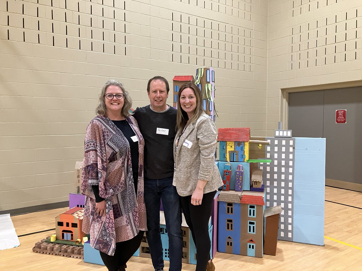 ResilientRebels's tweet image. Last night we Honoured &amp;amp; Celebrated all our wonderful @facswaterloo Volunteers, &amp;amp; all they do to support Children, Youth &amp;amp; Families in our Community! ThankYou for your Time,Love,Dedication that make #EveryMomentMatter Our Org is lucky to have you! Happy #NVW2024 🫶 #TheHeart 💙