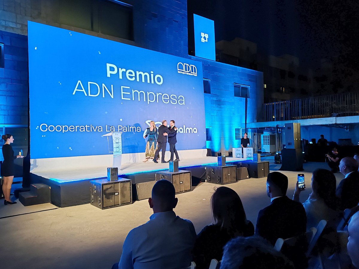 Nuestro Premio ADN Empresa es para La Palma, avalada por <a href="/aecost/">@aecost</a> . La cooperativa, fundada en Carchuna en 1973, es sinónimo de calidad, sabor, innovación y sostenibilidad. 

¡Enhorabuena!

#ADNempresarial
#YosoydelaCGE