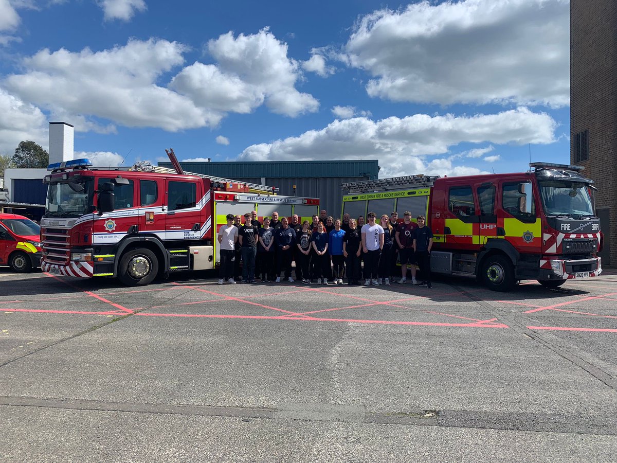 Today here at Shoreham Fire Station we welcomed the Uniformed Protective Services Course from Shoreham Academy to the fire station. The visit included practical tasks to give the students an idea of what it is like in the fire service. Well done to all those that attended.