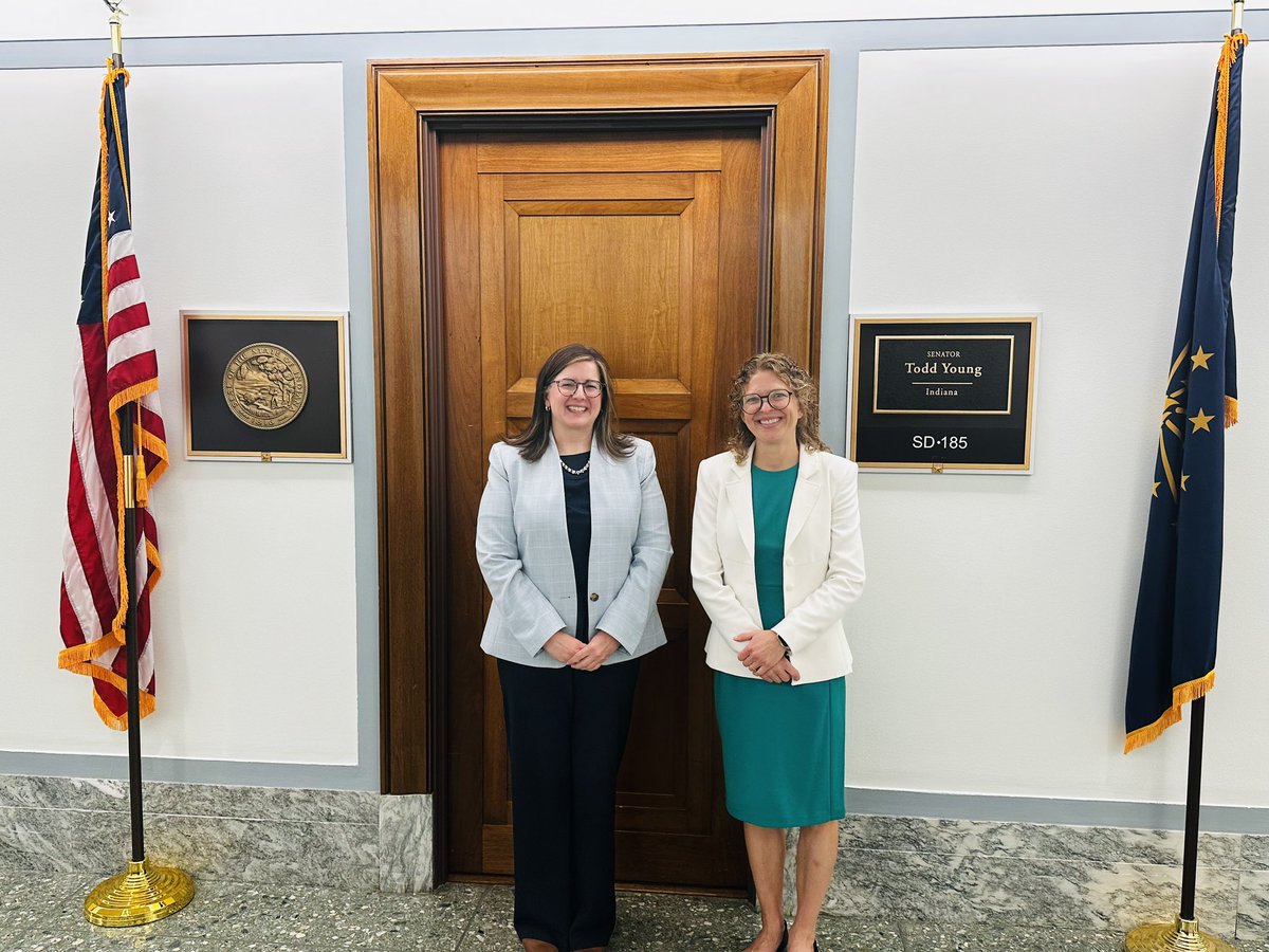 Thanks to @ToddYoungIN staff for taking the time to meet with our @ASNKidney @ASNAdvocacy team today on the Hill about #kidney health and supporting the implementation of the Securing the US OPTN Act.